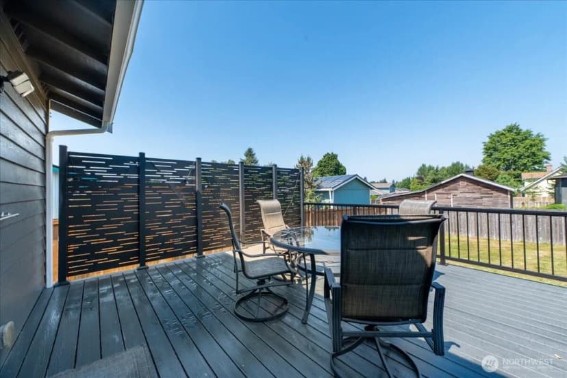 Property photo for 6607 69th Street Ne, Marysville photo 24