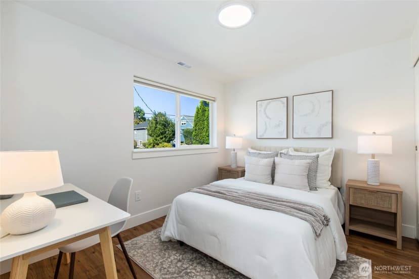 Property photo for 4010 35th Avenue Sw, Seattle photo 22