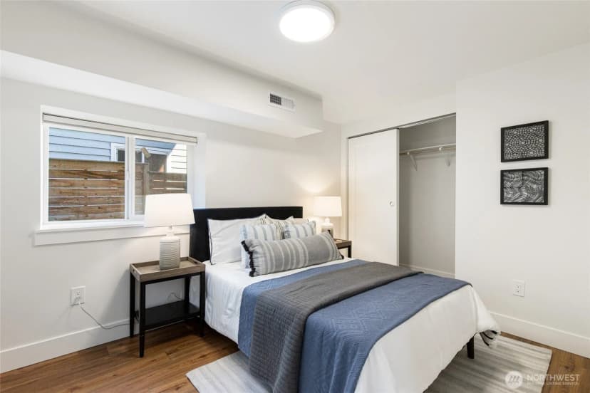 Property photo for 4010 35th Avenue Sw, Seattle photo 26