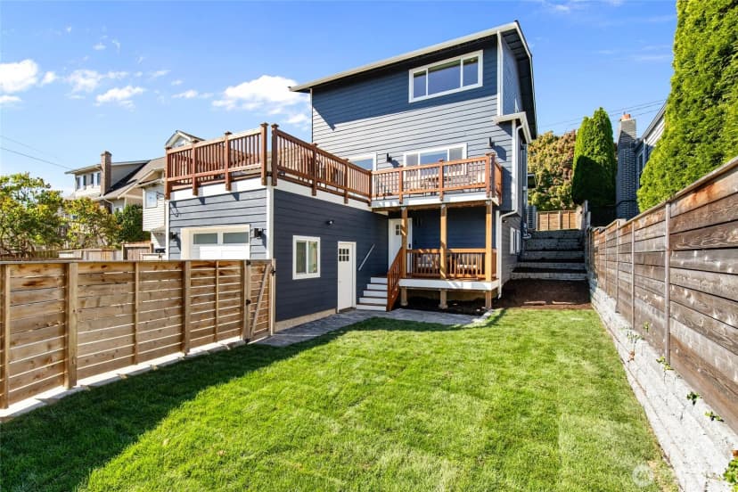 Property photo for 4010 35th Avenue Sw, Seattle photo 31