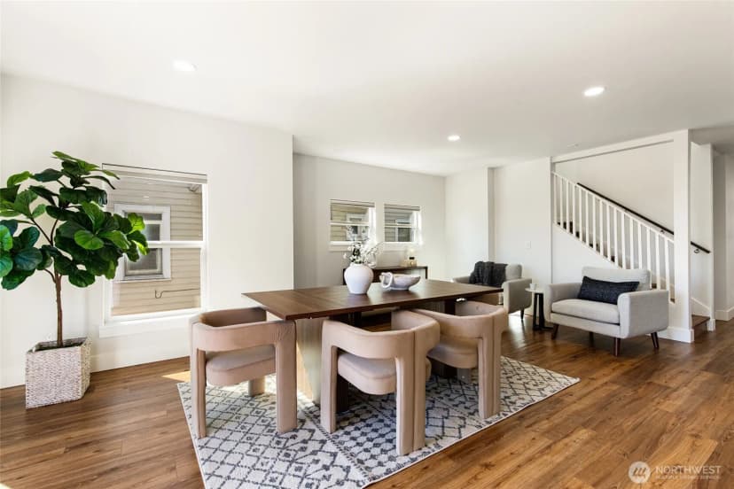 Property photo for 4010 35th Avenue Sw, Seattle photo 10