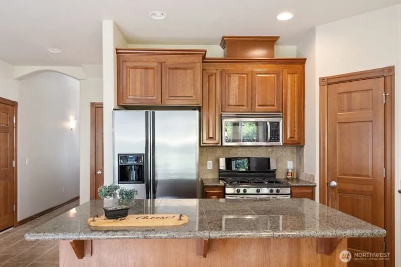 Property photo for 3706 Kinsale Lane Se, Olympia photo 13