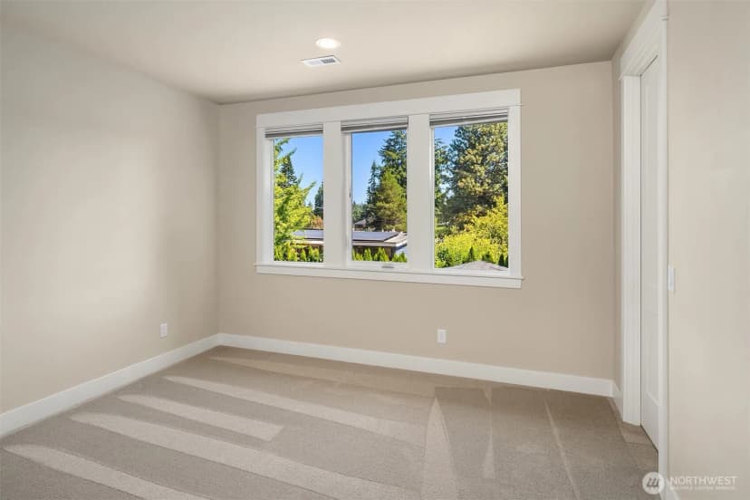 Property photo for 5624 117th Ave Se, Bellevue photo 28