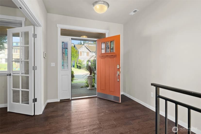 Property photo for 10546 Sentinel Drive, Gig Harbor photo 4