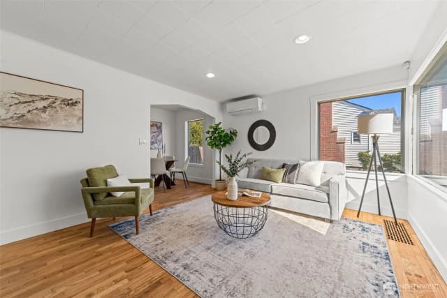 Property photo for 5212 Yakima Avenue, Tacoma photo 5