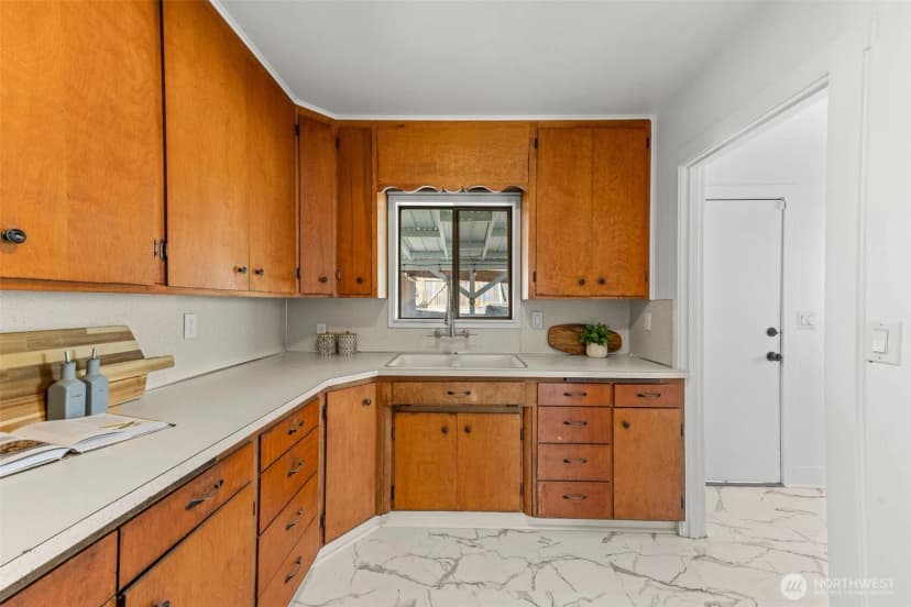 Property photo for 5212 Yakima Avenue, Tacoma photo 15
