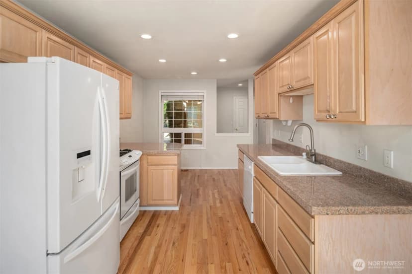 Property photo for 13809 Se 255th Place, Kent photo 13