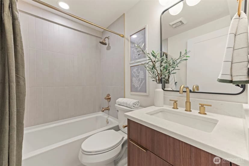 Property photo for 1836 Nw 197th Street, Shoreline photo 27