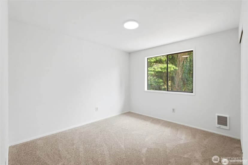 Property photo for 3519 Ne 95th Street, Seattle photo 13