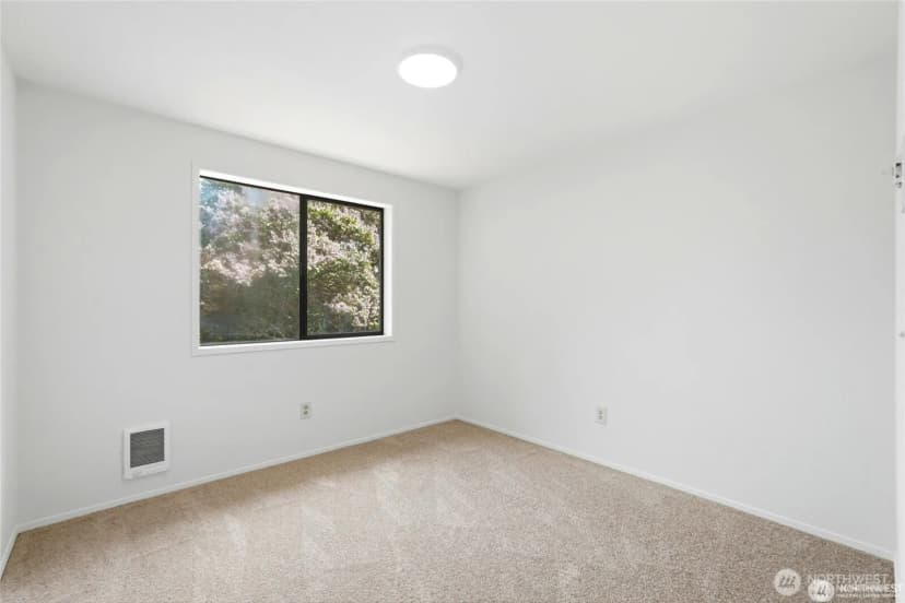 Property photo for 3519 Ne 95th Street, Seattle photo 11