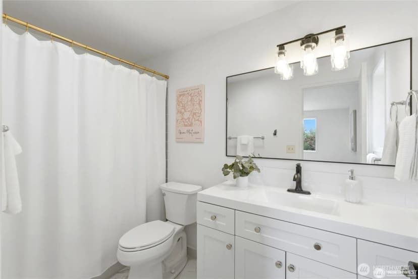 Property photo for 3519 Ne 95th Street, Seattle photo 10