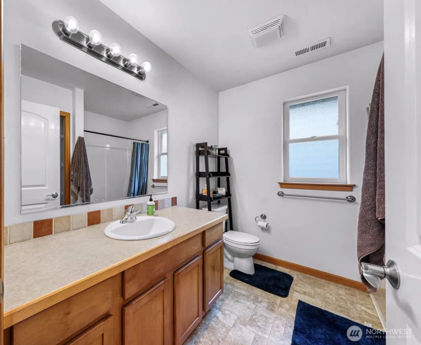 Property photo for 4050 Kramer Lane, Bellingham photo 20