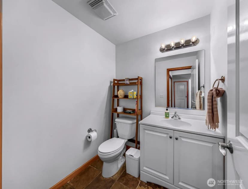 Property photo for 4050 Kramer Lane, Bellingham photo 7