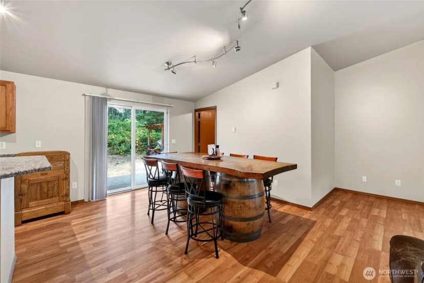 Property photo for 8121 349th Street S, Roy photo 9