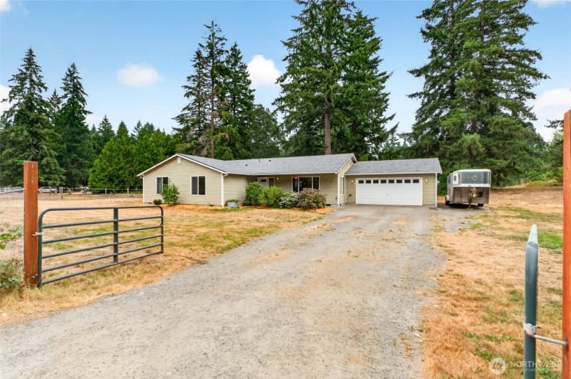 Property photo for 8121 349th Street S, Roy photo 30