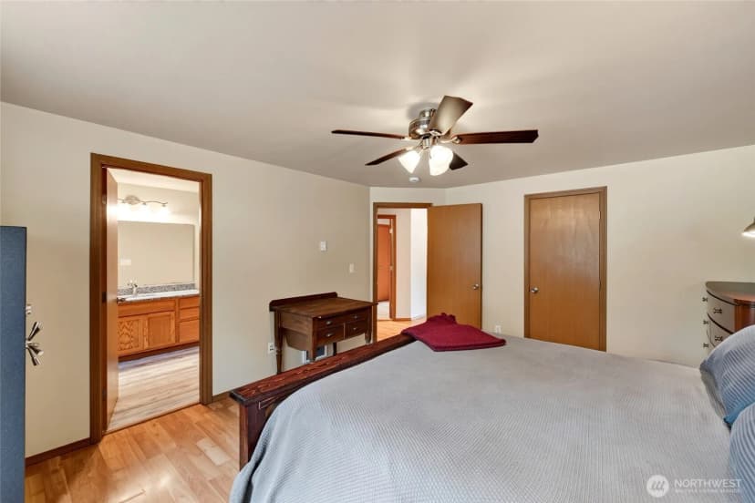 Property photo for 8121 349th Street S, Roy photo 18