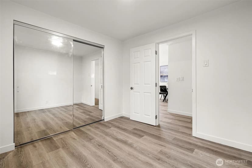 Property photo for 9044 9th Avenue Sw, Seattle photo 14