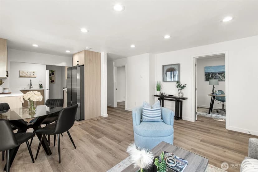 Property photo for 9044 9th Avenue Sw, Seattle photo 5