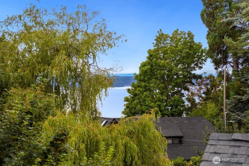 Property photo for 8370 Loyal Way Nw #c, Seattle photo 25