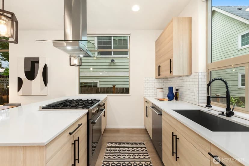 Property photo for 8370 Loyal Way Nw #c, Seattle photo 10