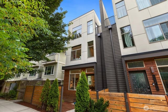 Property photo for 8370 Loyal Way Nw #c, Seattle photo 2