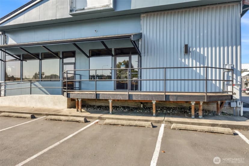 Property photo for 400 W Rio Vista Avenue, Burlington photo 22