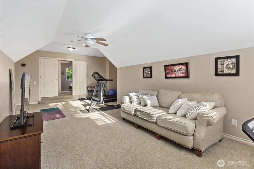 Property photo for 1620 Highland Terrace Court, Mukilteo photo 32