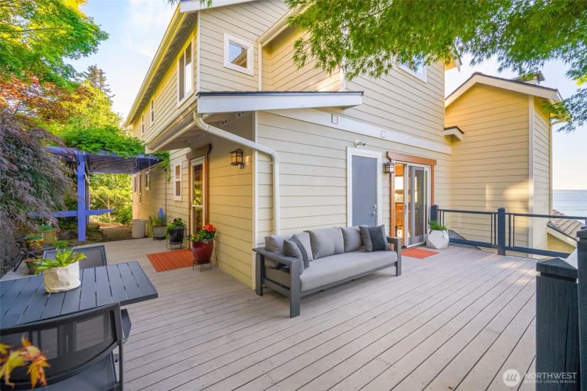 Property photo for 106 N State Street, Bellingham photo 5