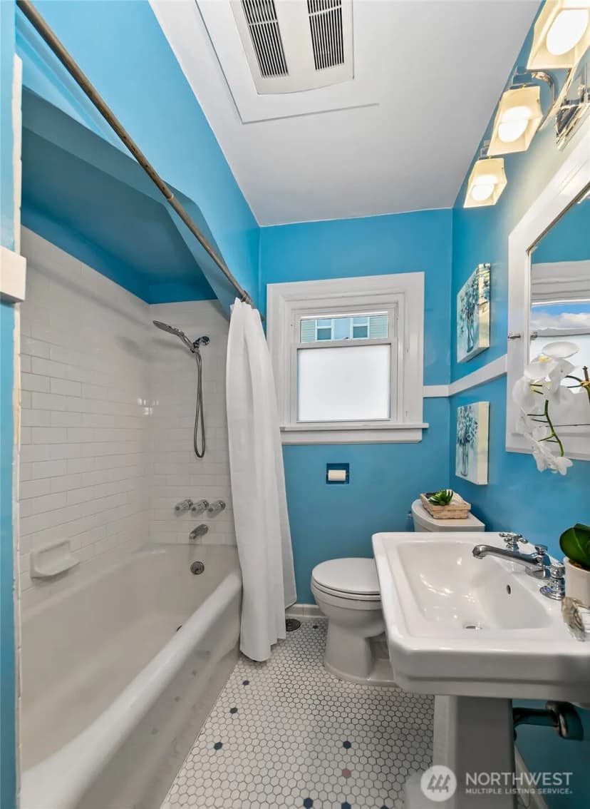 Property photo for 1035 Ne 91st Street, Seattle photo 11
