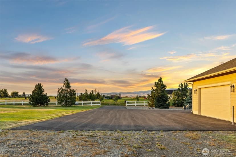 Property photo for 240 Majestic Heights Drive, Ellensburg photo 7