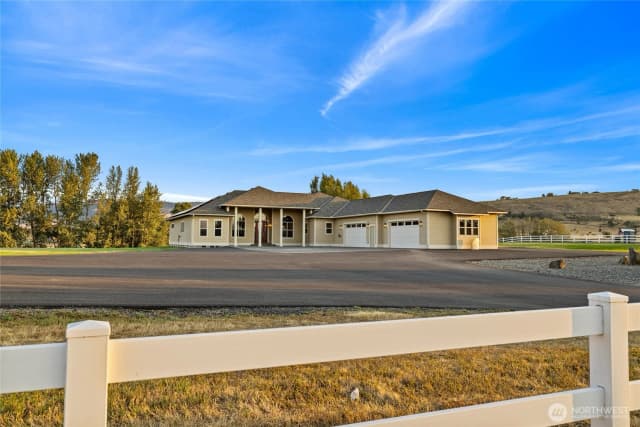 Property photo for 240 Majestic Heights Drive, Ellensburg photo 4