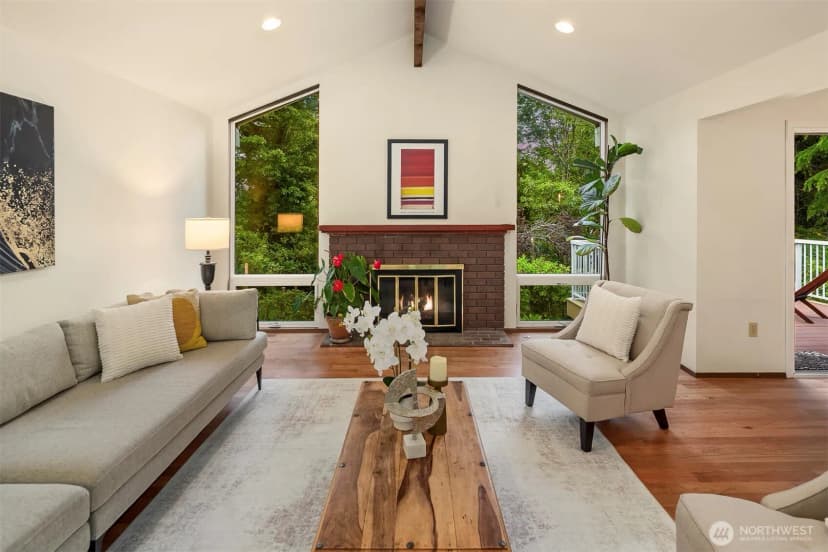 Property photo for 14130 Se 49th Place, Bellevue photo 4