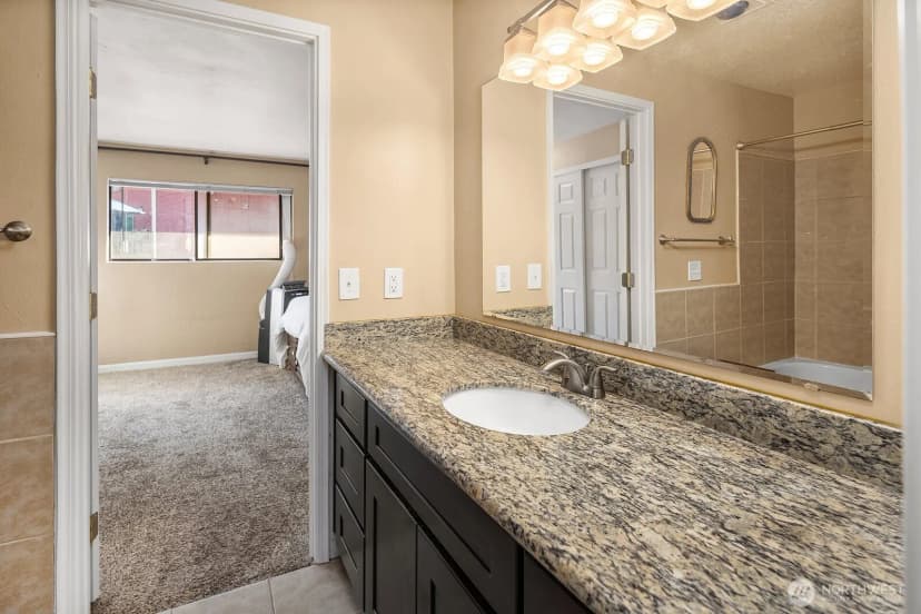 Property photo for 25044 Lake Fenwick Road #32, Kent photo 11