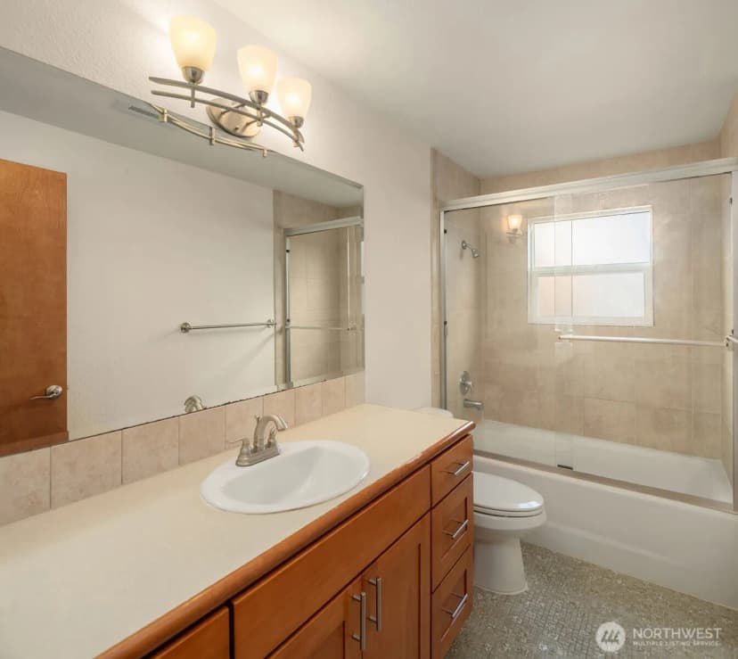 Property photo for 1527 Nw 63rd Street #2, Seattle photo 19