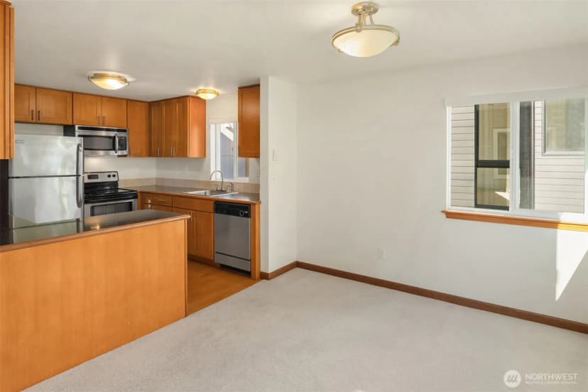 Property photo for 1527 Nw 63rd Street #2, Seattle photo 11