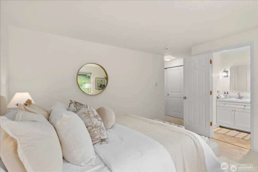 Property photo for 3700 W 25th Place #201, Seattle photo 21