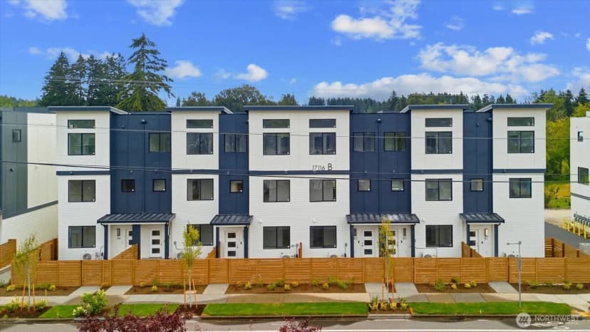 Property photo for 17116 35th Drive Se #b4, Bothell photo 3
