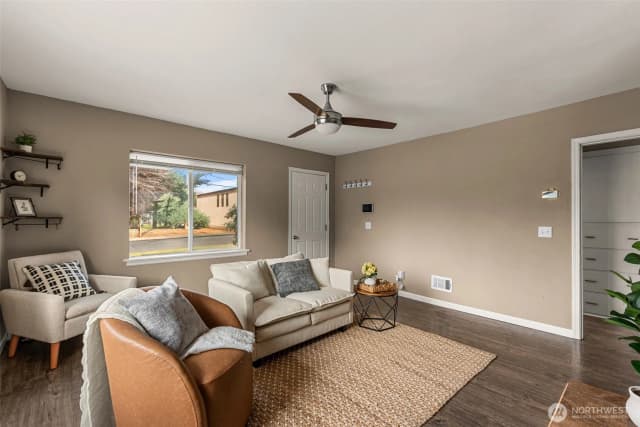 Property photo for 1357 Monitor Street, Wenatchee photo 4