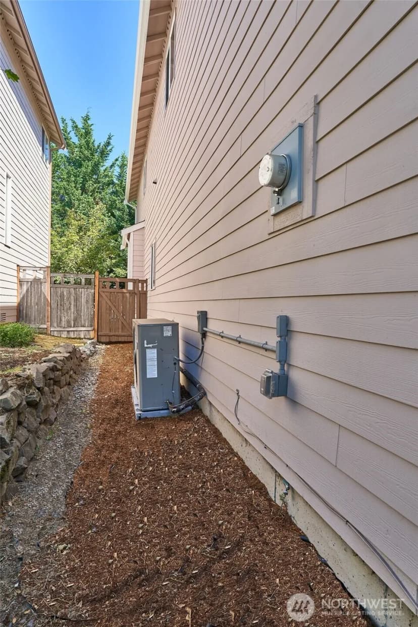 Property photo for 11912 Se 240th Place, Kent photo 34