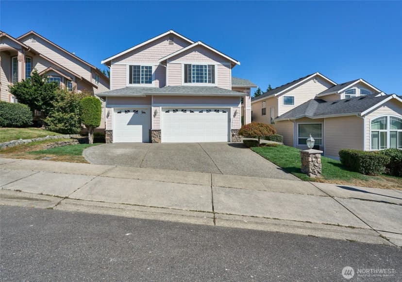 Property photo for 11912 Se 240th Place, Kent photo 2
