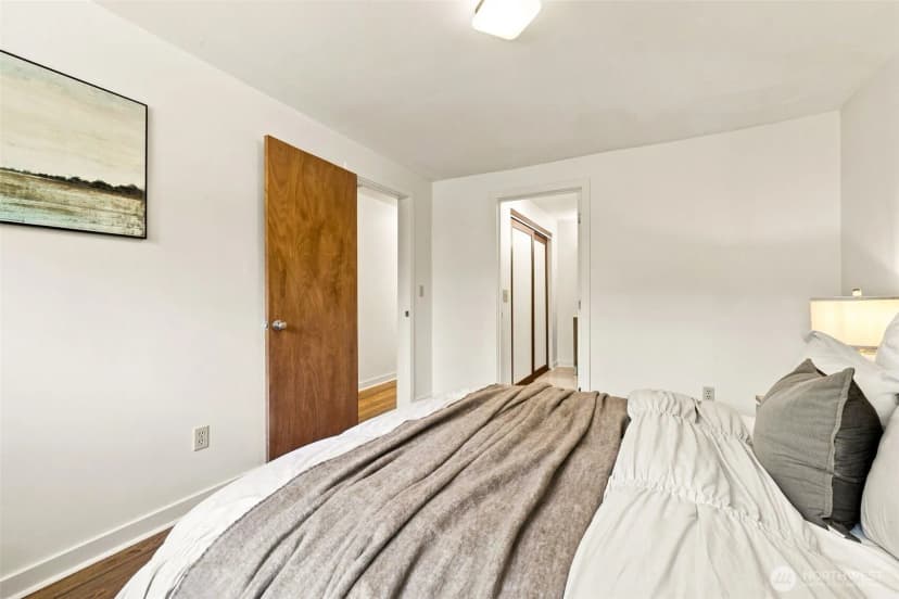 Property photo for 7050 21st Avenue Ne, Seattle photo 16