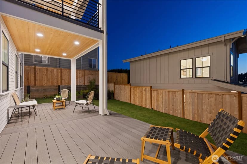 Property photo for 3243 13th Avenue W, Seattle photo 33
