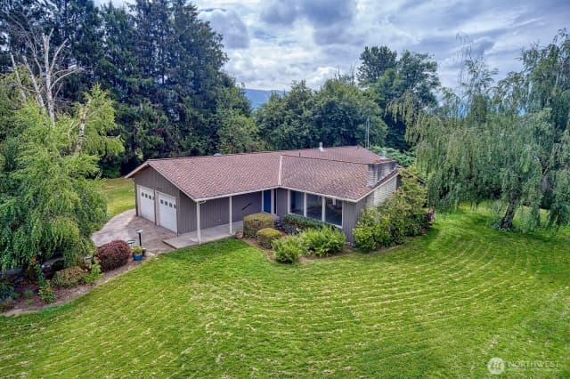 Property photo for 2875 Tom Road, Everson