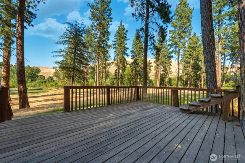 Property photo for 106 Wolf Ridge Lane, Dayton photo 27