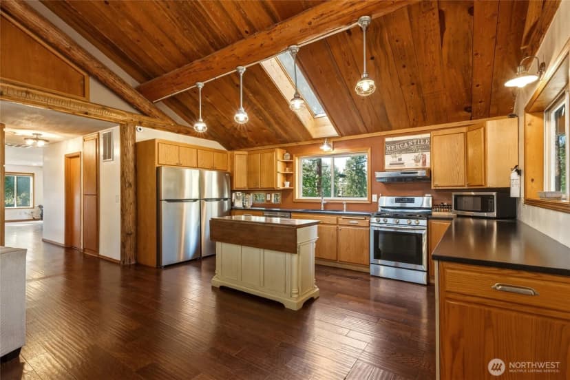 Property photo for 106 Wolf Ridge Lane, Dayton photo 10