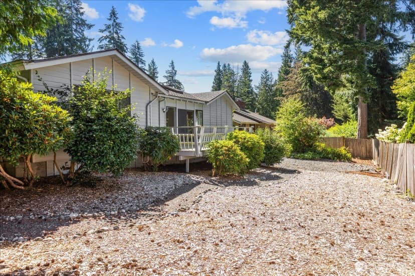 Property photo for 9113 186th Place Sw, Edmonds photo 33
