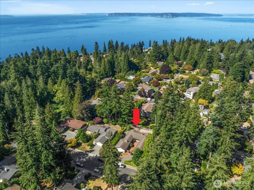 Property photo for 9113 186th Place Sw, Edmonds photo 38