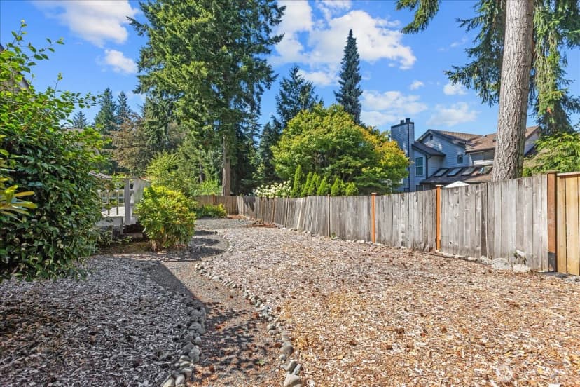 Property photo for 9113 186th Place Sw, Edmonds photo 36