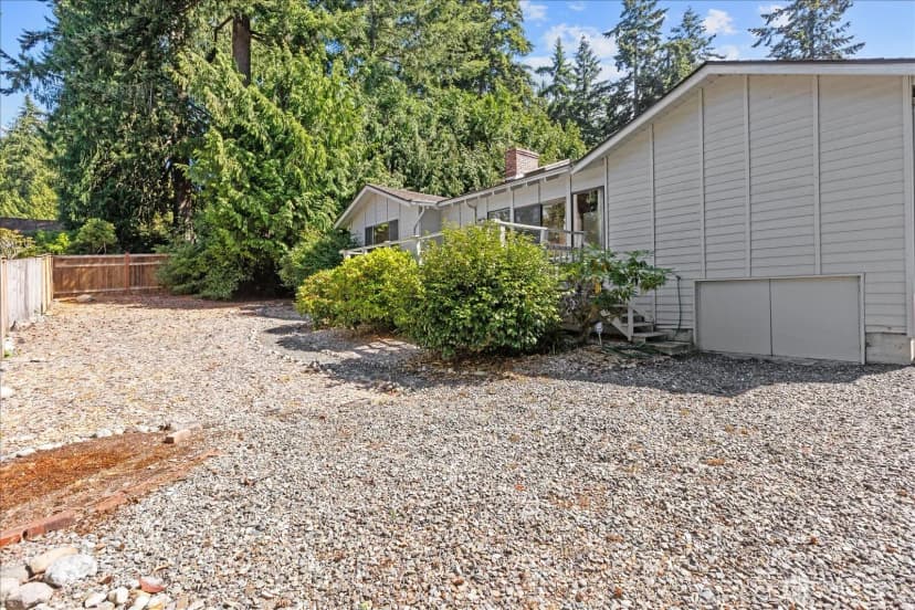 Property photo for 9113 186th Place Sw, Edmonds photo 35