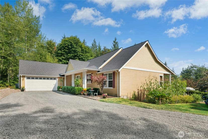 Property photo for 2 201st Avenue Ne, Snohomish photo 3